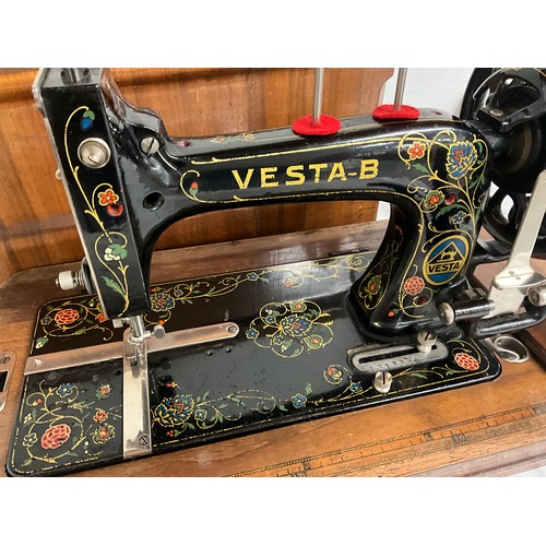 489 - VINTAGE VESTA- B  SEWING MACHINE IN WALNUT VENEERED CASE COMPLETE WITH KEY