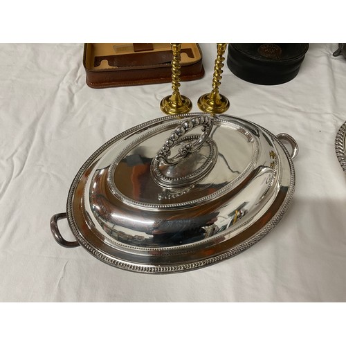 287 - BOX OF ODDS TO INCLUDE TWO SILVER PLATED ENTREE DISHES, LAMPS ETC