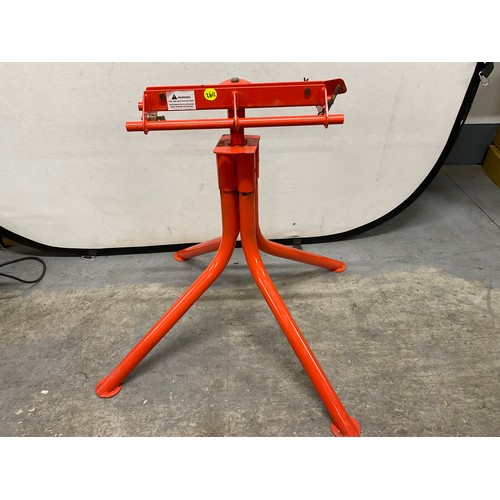 42 - NEW CONCRETE MIXER STAND