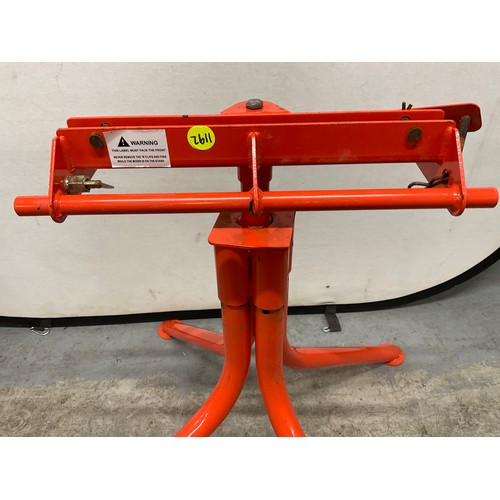 42 - NEW CONCRETE MIXER STAND