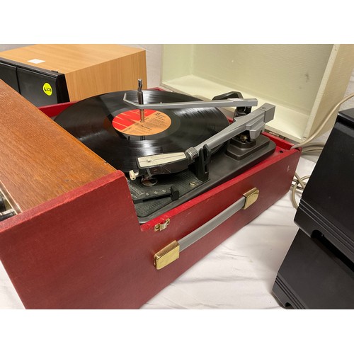 48 - VINTAGE DEFIANT PORTABLE RECORD PLAYER WITH GARROD AND 2 CASSETTE HOLDERS