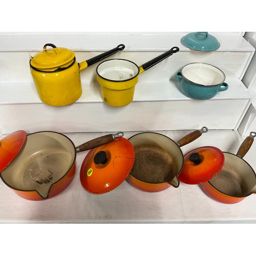 50 - BOX OF VINTAGE ENAMEL SAUCEPANS AND LE CRUESET EXAMPLES