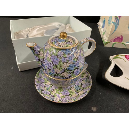 65 - 3 BONE CHINA TEA FOR ONE SETS IN PRESENTATION BOXES