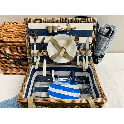 130 - LARGE PICNIC BASKET, PICNIC BASKET SET, RUCKSACK AND BLANKET