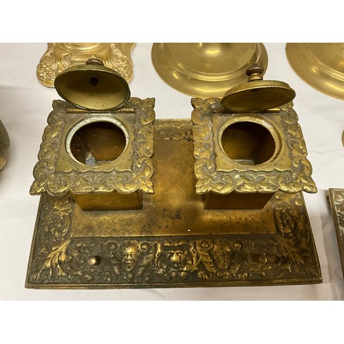 132 - BOX OF COPPER & BRASS TO INCLUDE BELLOWS, BARLEYTWIST CANDLESTICKS, INK STAND  ETC