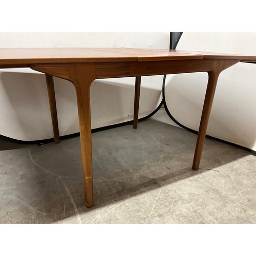 436 - MID CENTURY TEAK EXTENDING DINING TABLE H29 