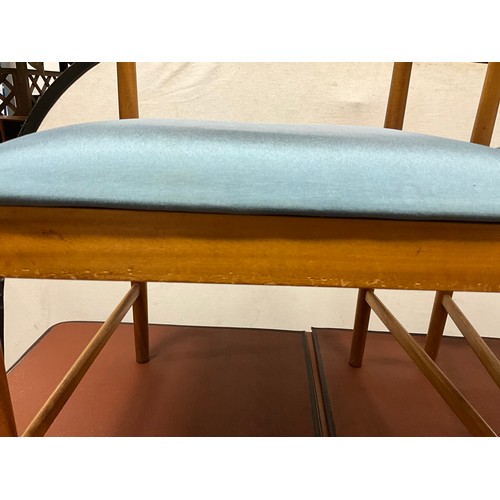 436 - MID CENTURY TEAK EXTENDING DINING TABLE H29 