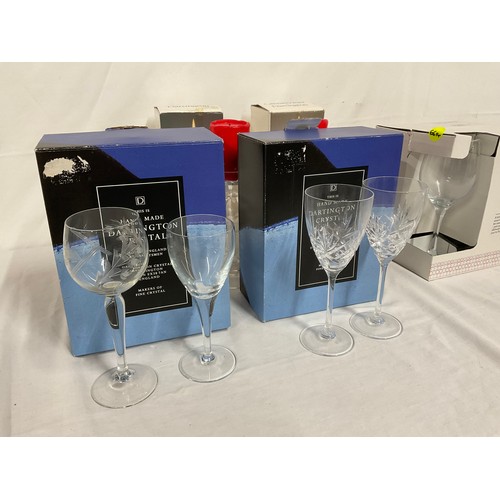 7 - BOX OF GLASSWARE ETC TO INCLUDE DARTINGTON BOXED GLASS ITEMS, BOXED LAZY SUSAN, BOXED PLATTERS AND A... 