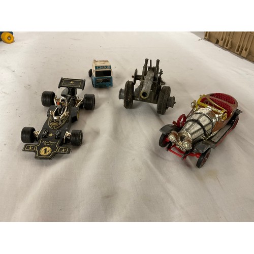 40 - QUANTITY OF VINTAGE PLAY WORN TOYS TO INCLUDE: TRACTORS, DINKY THINDERBIRD VEHICLE ETC