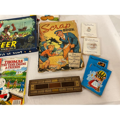 37 - BOX OF VINTAGE GAMES TO INCLUDE: BUCANEER AND SCRAPBOOK ETC