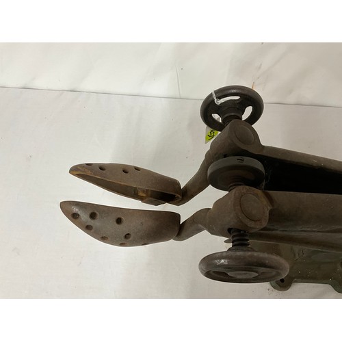 47 - VINTAGE CAST IRON COBBLERS SHOE STRETCHER BADGED 