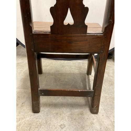 368 - EARLY GEORGIAN OAK HALL CHAIR