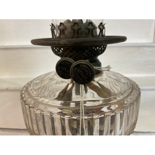 8 - VICTORIAN OIL LAMP ON BRASS AND MARBLE BASE CLEAR GLASS BOWL COMPLETE WITH CHIMNEY AND SHADE H23