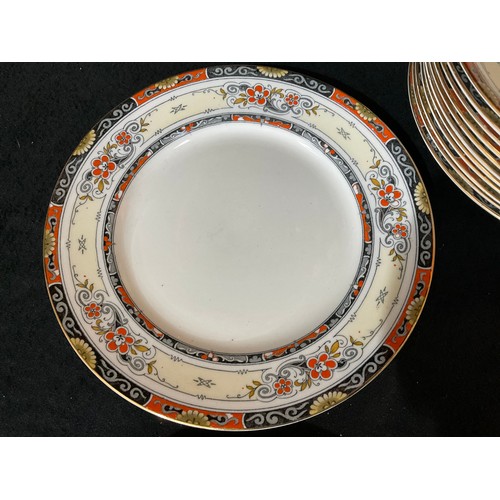 13 - VICTORIAN WHIELDONEWARE LARGE DINNER SERVICE TO INCLUDE TUREENES DINNER PLATED SIDE PLATES AND PLATT... 