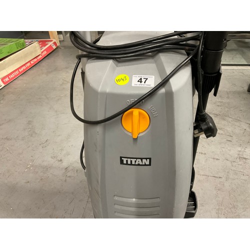 47 - A TITAN Electric POWER WASHER COMPLETE WITH LANCE ETC