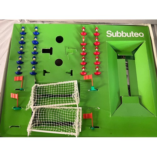 59 - A BOX OF VINTAGE GAMES TO INCLUDE SUBBUTEO SCALECTRIX CROSS FIRE ETC