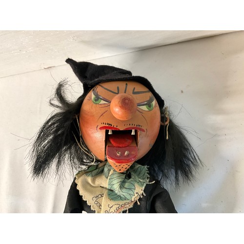 80 - EARLY VINTAGE PELHAM PUPPET IN ORIGINAL CONDITION WITH ORIGINAL BOX