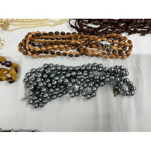 105 - COLLECTION OF LADIES NECKLACES ETC