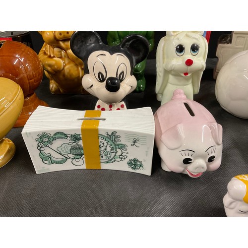 6 - COLLECTION OF CERAMIC AND OTHER NOVELTY MONEY BOXES