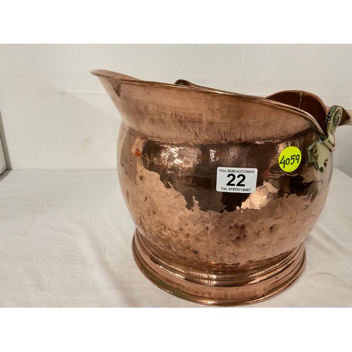 22 - VICTORIAN COPPER COAL SCUTTLE