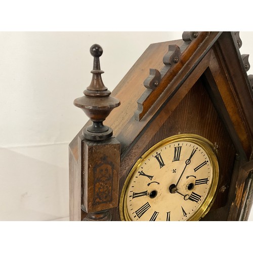 36 - EDWARDAIN STEEPLE CLOCK COMPLETE WITH KEY AND PEDULEM H21