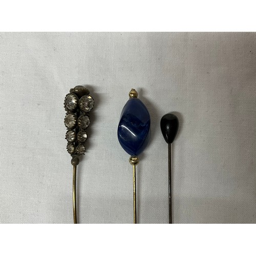 84 - COLLECTION OF VICTORIAN AND LATER HAT PINS (14)