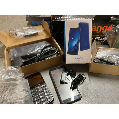 129 - QUANTITY OF NEW ITEMS - DRINKING GLASSES, PHONE, CHARGING LEADS ETC