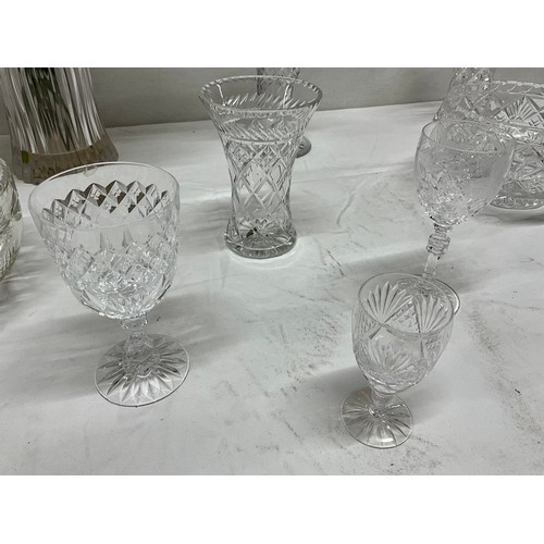 204 - TWO BOXES OF GLASSWARE TO INCLUDE CRYSTAL VASES ETC