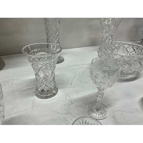 204 - TWO BOXES OF GLASSWARE TO INCLUDE CRYSTAL VASES ETC