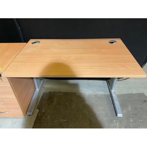 265 - MODERN BEECH OFFICE SUITE TO INCLUDE L SHAPE DESK H28