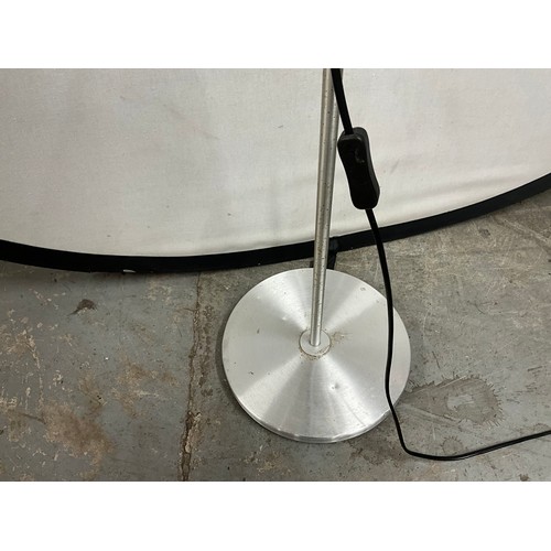 372 - MODERN ANGLE POSE READING LAMP