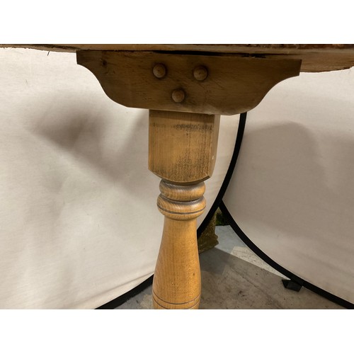 300 - SAWN WOODEN TOPPED PEDASTEL TABLE H31