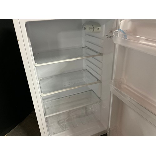 356 - UPRIGHT SLIMLINE FRIDGE
H33