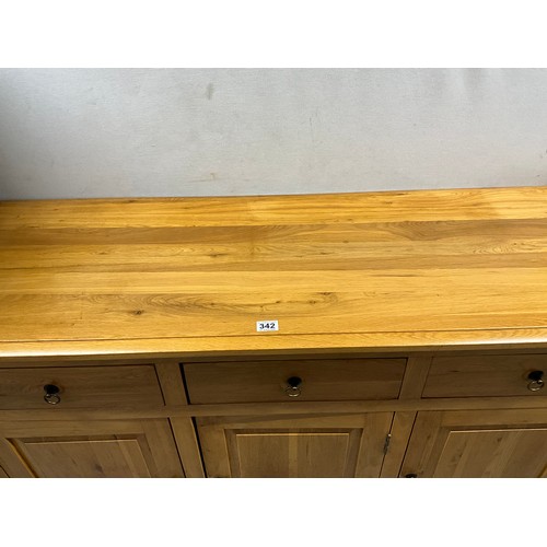 342 - SOLID GOLDEN OAK SIDEBOARD WITH 3 DRAWERS OVER 3 DOORS
H36