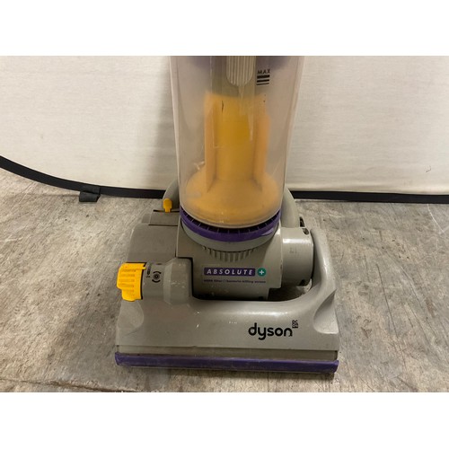 316 - UPRIGHT DYSON HOOVER DC04