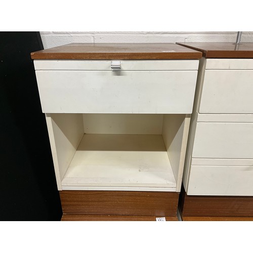 331 - SET OF RETRO BEDROOM FURNITURE TO INCLUDE KNEEHOLE DRESSING TABLE,PAIR OF BEDSIDE CHESTS,9 DRAWER WE... 