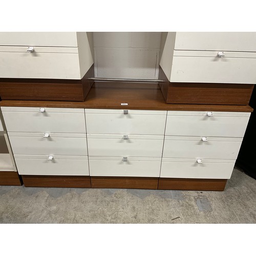 331 - SET OF RETRO BEDROOM FURNITURE TO INCLUDE KNEEHOLE DRESSING TABLE,PAIR OF BEDSIDE CHESTS,9 DRAWER WE... 