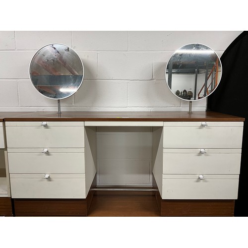 331 - SET OF RETRO BEDROOM FURNITURE TO INCLUDE KNEEHOLE DRESSING TABLE,PAIR OF BEDSIDE CHESTS,9 DRAWER WE... 