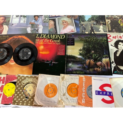 14 - LARGE COLLECTION OF VINTAGE LPS AND SINGLES TO INCLUDE BEATLES ETC