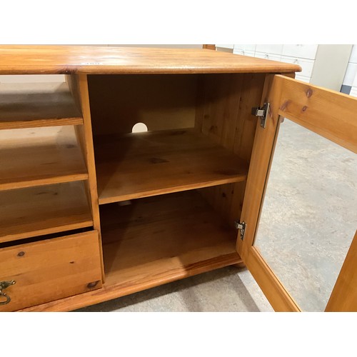 350 - MODERN PINE FLAT SCREEN TV STAND H25