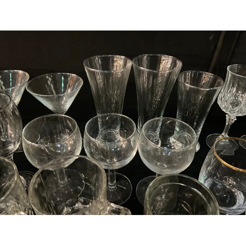 16 - 3 BOXES OF GLASSWARE TO INCLUDE DRINKING GLASSES ETC