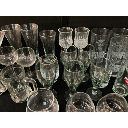 16 - 3 BOXES OF GLASSWARE TO INCLUDE DRINKING GLASSES ETC