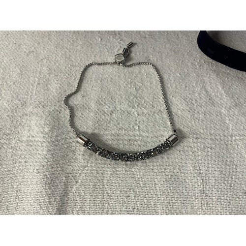 84 - SWAROVSKI CRYSTAL BRACELET