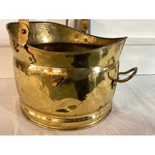 34 - BRASS COAL SCUTTLE COMPANION SET AND 5 TANKARDS