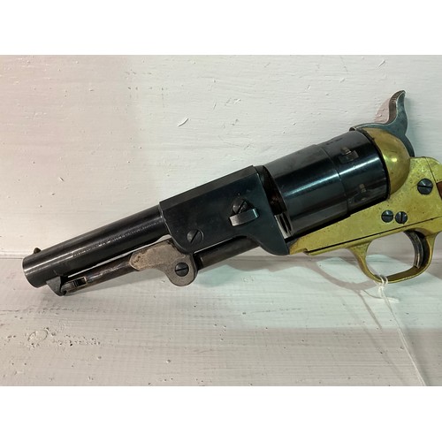 118 - REPRODUCTION REPLICA REVOLVER