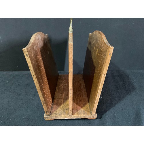 48 - VINTAGE SOLID OAK DOUBLE DIVISION MAGAZINE RACK