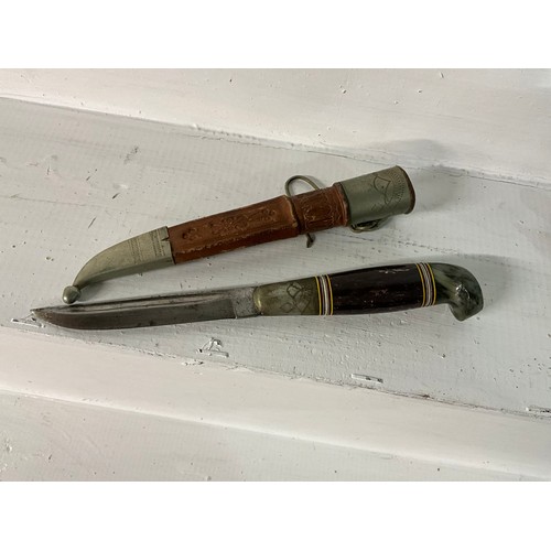 127 - QTY OF VICTORIAN AND LATER PEN KNIVES TO INCLUDE BLEEDING EXAMPLE