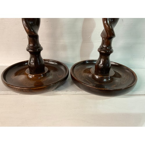 134 - VICTORIAN HOB NAIL GLASS BISCUIT BARRELL AND PAIR OF OAK BARLEY TWIST CANDLESTICKS