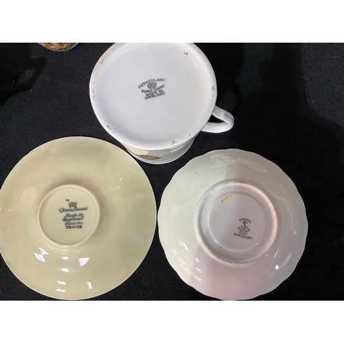 155 - BOX OF COMMEMORATIVE CHINA TO INCLUDE, TANKARDS, PLAQUES ETC