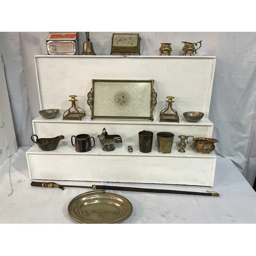 156 - BOX OF PLATED WARE TO INCLUDE FOUR PIECE DRESSING TABLE SET, SILVER PLATED ITEMS AND AN AFRICAN SWOR... 